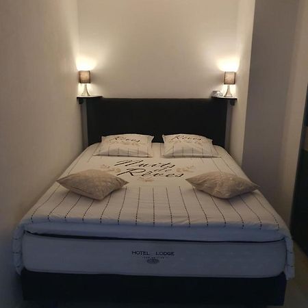 Appartement Cosy Proche De L'Aeroport T R A N S F E R T Sur Demande Saint-Denis Dış mekan fotoğraf