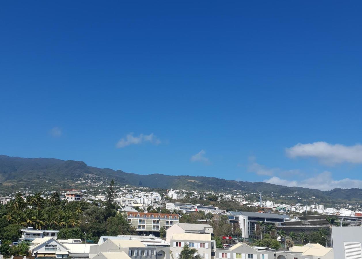 Appartement Cosy Proche De L'Aeroport T R A N S F E R T Sur Demande Saint-Denis Dış mekan fotoğraf